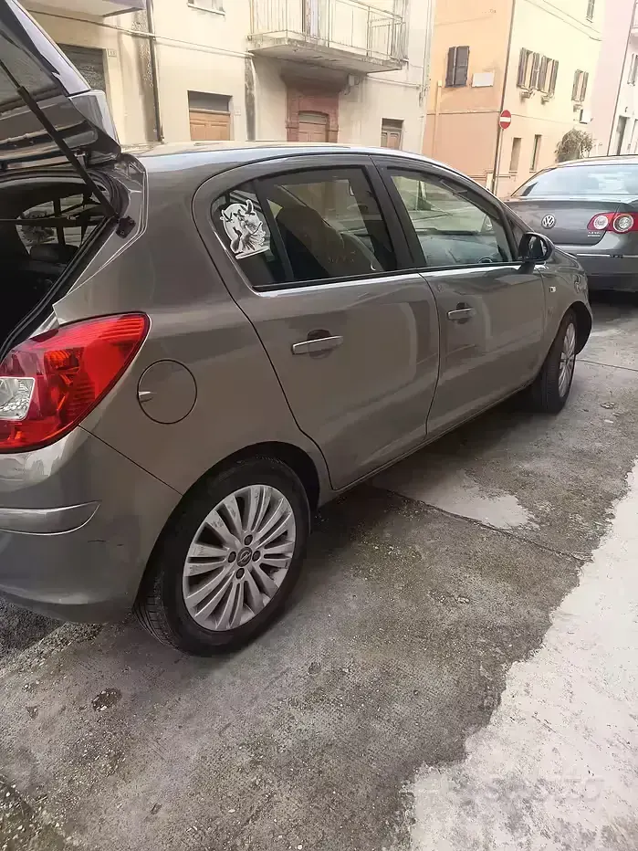 Occasion Opel Corsa 85 PK (62 kW) 2014 Bruin Hatchback