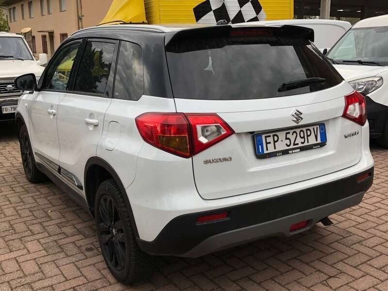 Usata Suzuki Vitara Cool 120 CV (88 kW) 2018 Bianco SUV