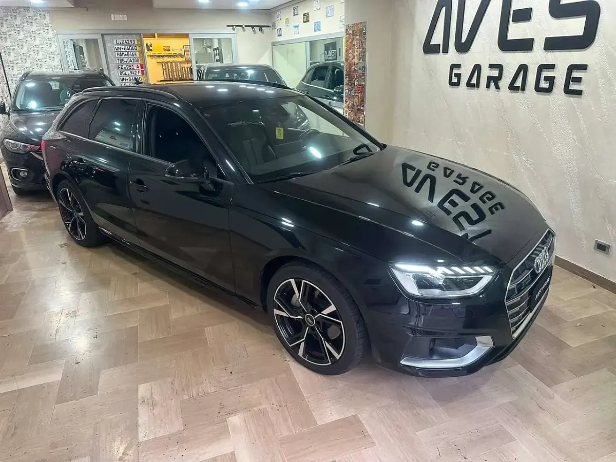 Usata Audi A4 S-Line 204 CV (150 kW) 2024 Nero Station wagon