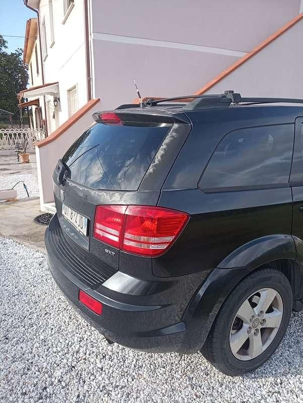 Usata Dodge Journey SXT 140 CV (102 kW) 2008 SUV