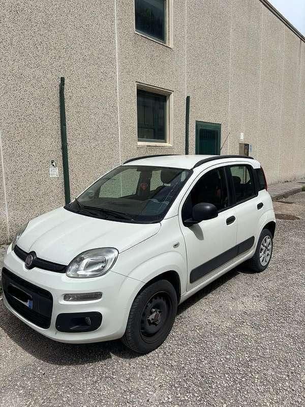 Usata Fiat Panda Easy 80 CV (58 kW) 2014 Utilitaria