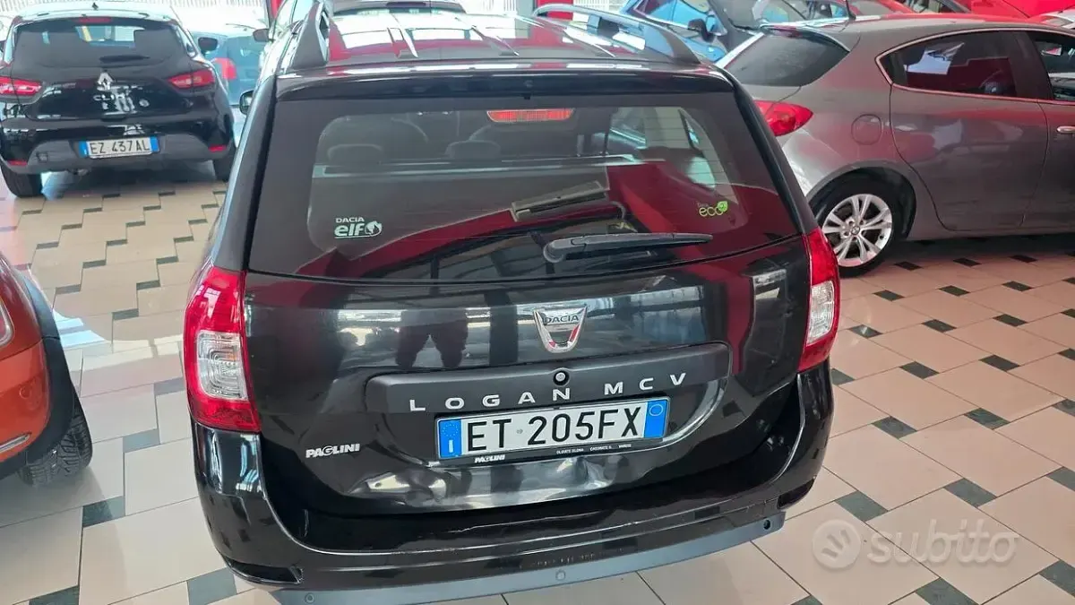 Usata Dacia Logan MCV Lauréate 90 CV (66 kW) 2013 Blu Station wagon