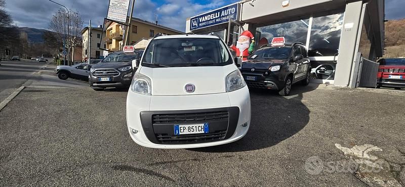 Bianco Usata 2012 Fiat Qubo Dynamic Monovolume | 6900 € (Buon prezzo) - Immagine 1/4
