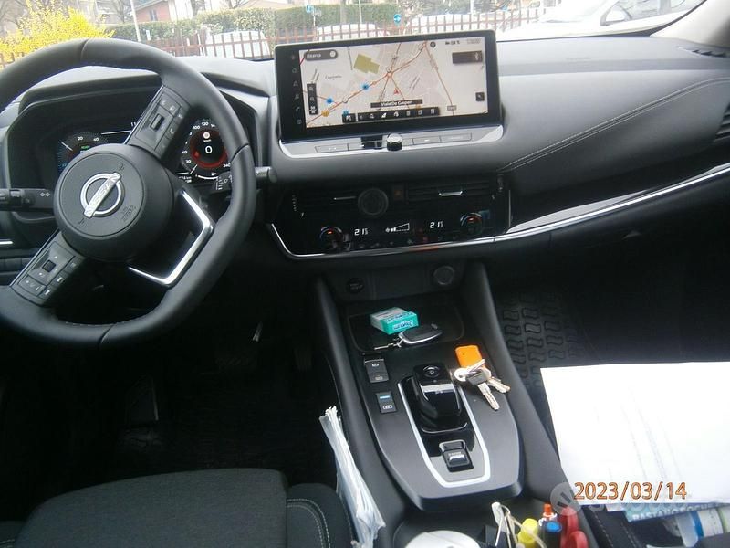 Usata Nissan Qashqai 190 CV (139 kW) 2023 Grigio SUV