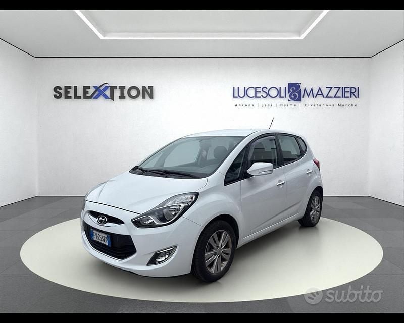 Usata Hyundai ix20 Comfort 90 CV (66 kW) 2014 Bianco Utilitaria