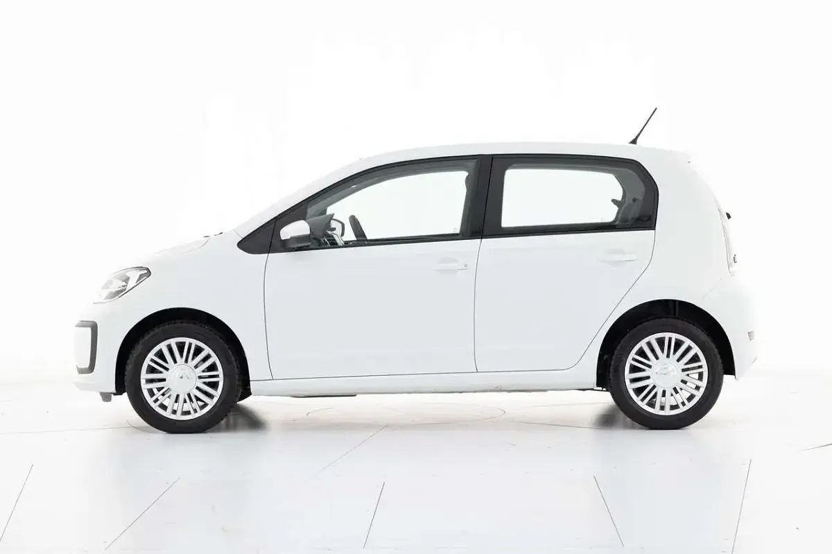 Usata VW up! move up! 65 CV (47 kW) 2023 Bianco Utilitaria