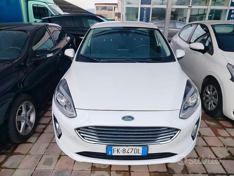 Usata Ford Fiesta Titanium 85 CV (62 kW) 2017 Bianco Berlina