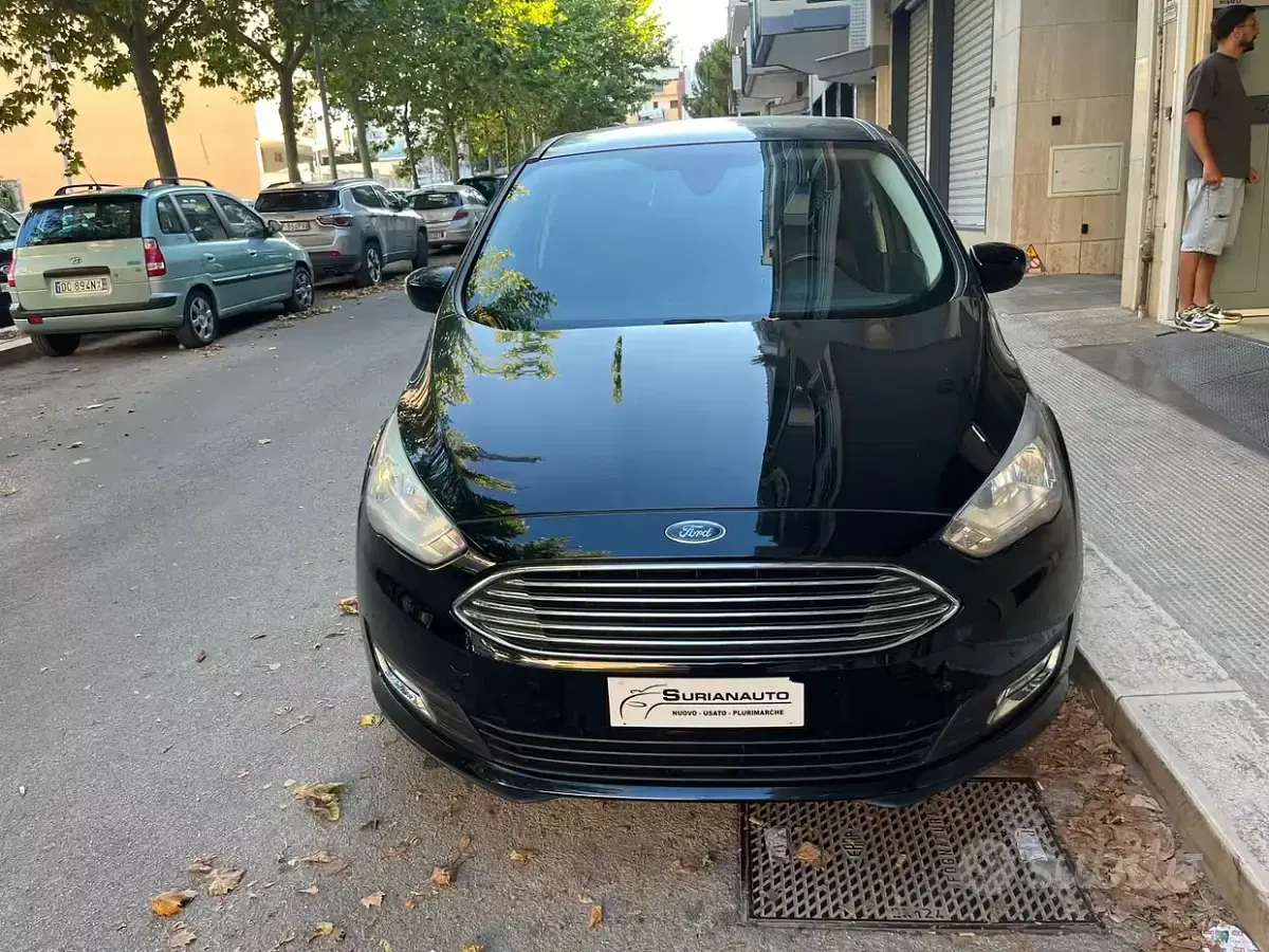 Usata Ford C-MAX Titanium 120 CV (88 kW) 2016 Nero Monovolume