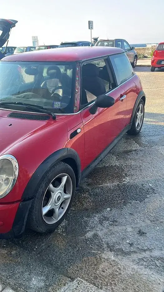 Usata Mini Cooper 75 CV (55 kW) 2004 Rosso Utilitaria