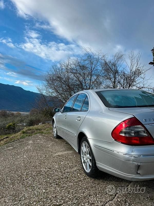 Usata Mercedes E320 224 CV (164 kW) 2007 Berlina
