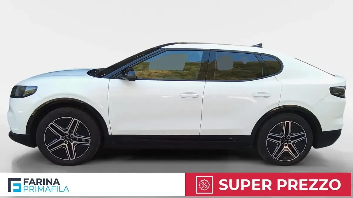 Usata Ford Capri Premium 210 kW (286 CV) 2025 Frozen white  SUV