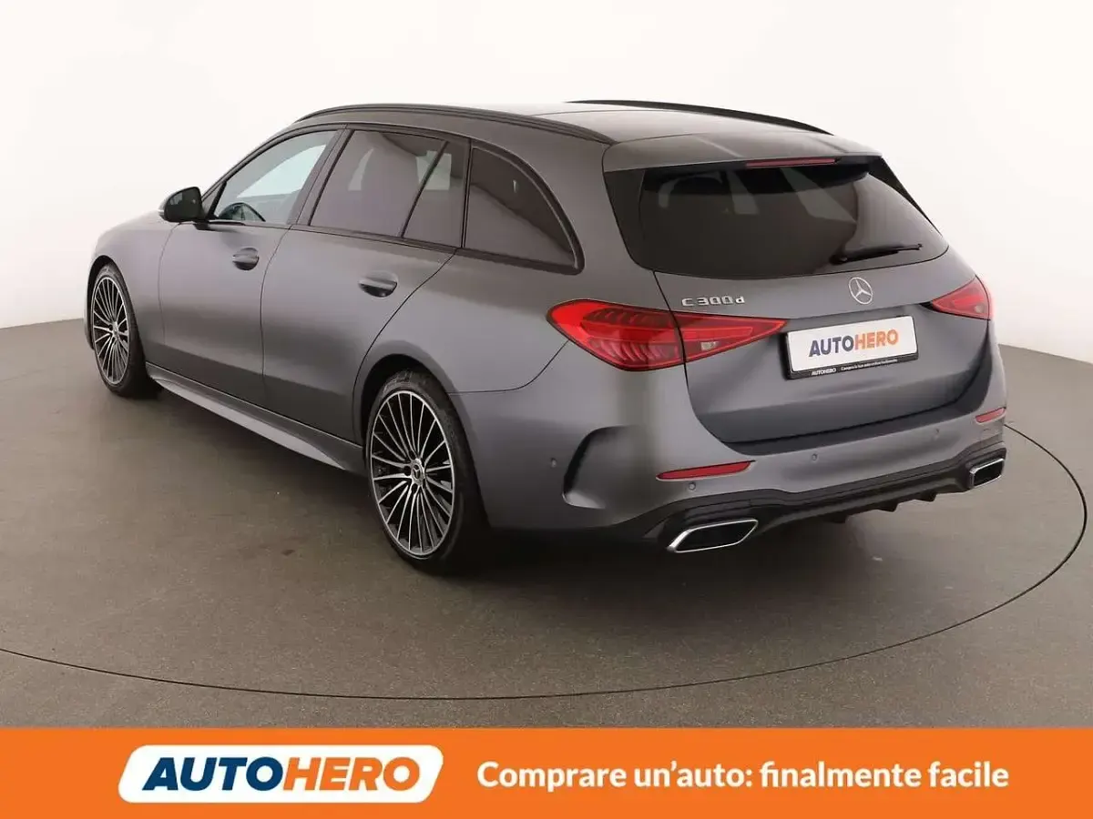 Usata Mercedes C300 Premium 265 CV (194 kW) 2022 Grigio Station wagon