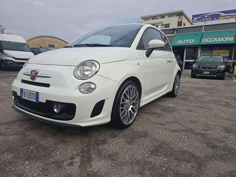 Usata Abarth 595 Custom 135 CV (99 kW) 2015 Bianco Utilitaria