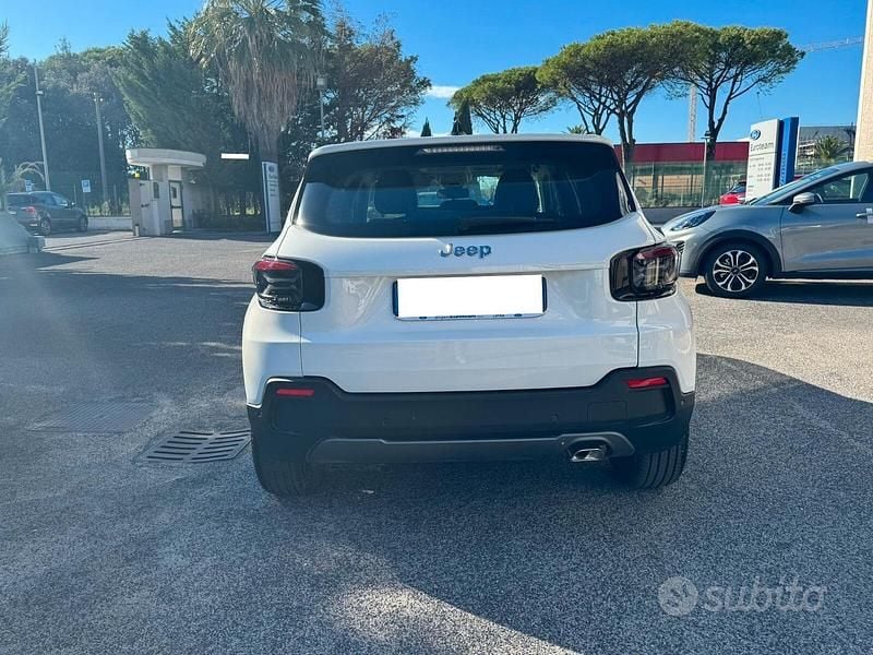 Usata Jeep Avenger Longitude 101 CV (74 kW) 2025 Bianco SUV