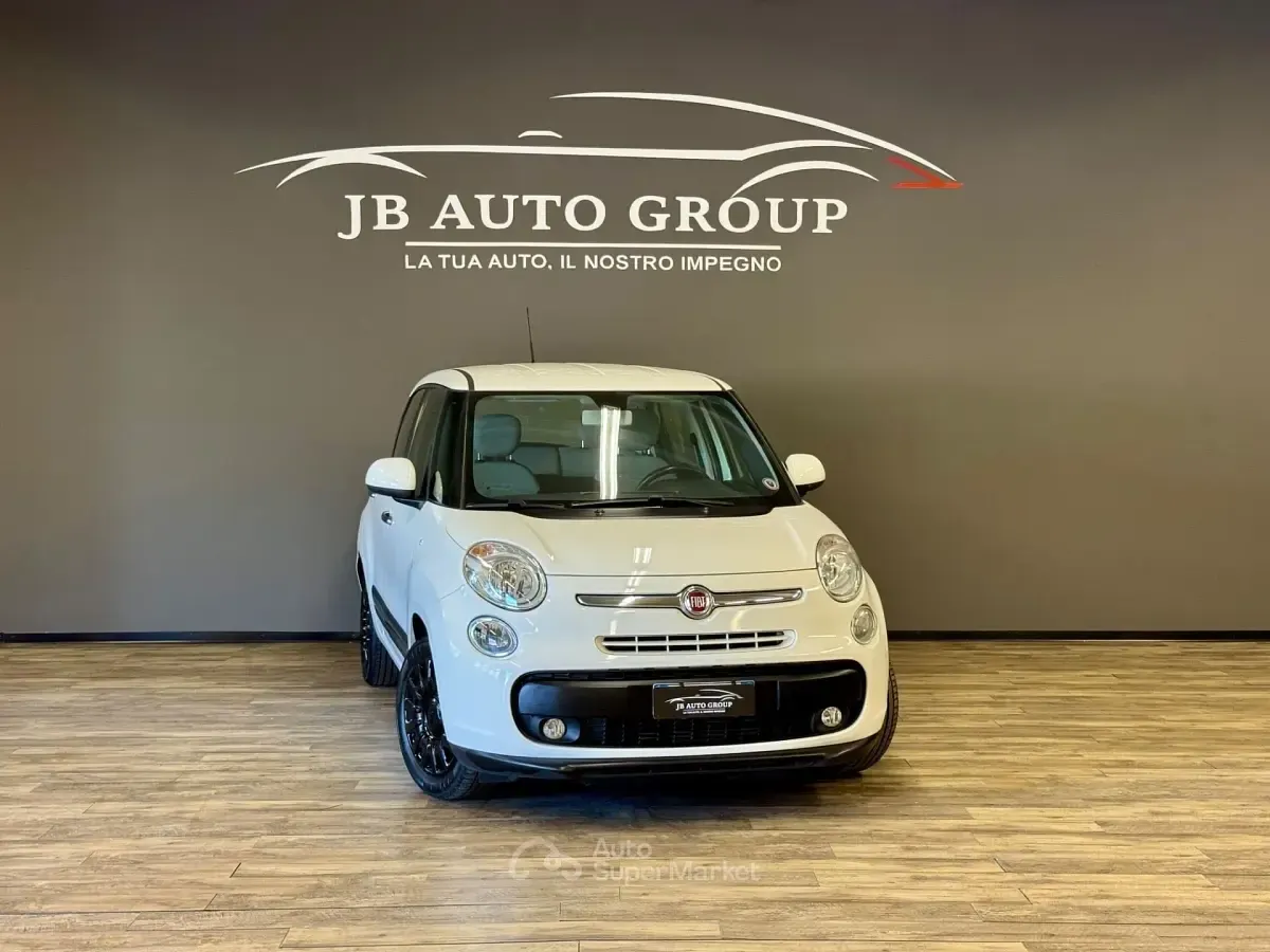 Käytetty Fiat 500 Lounge 95 HP (69 kW) 2016 Valkoinen Farmari