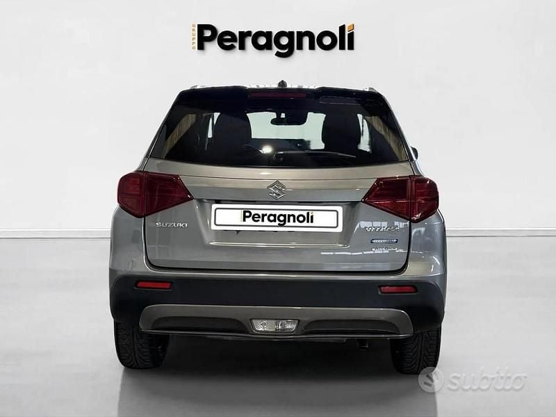 Usata Suzuki Vitara 129 CV (94 kW) 2021 Grigio SUV