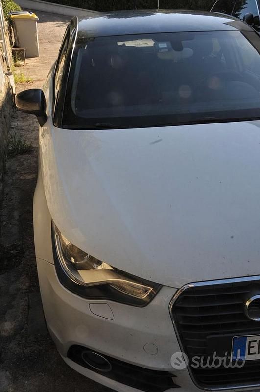 Usata Audi A1 Sportback Ambition 90 CV (66 kW) 2012 Bianco Utilitaria