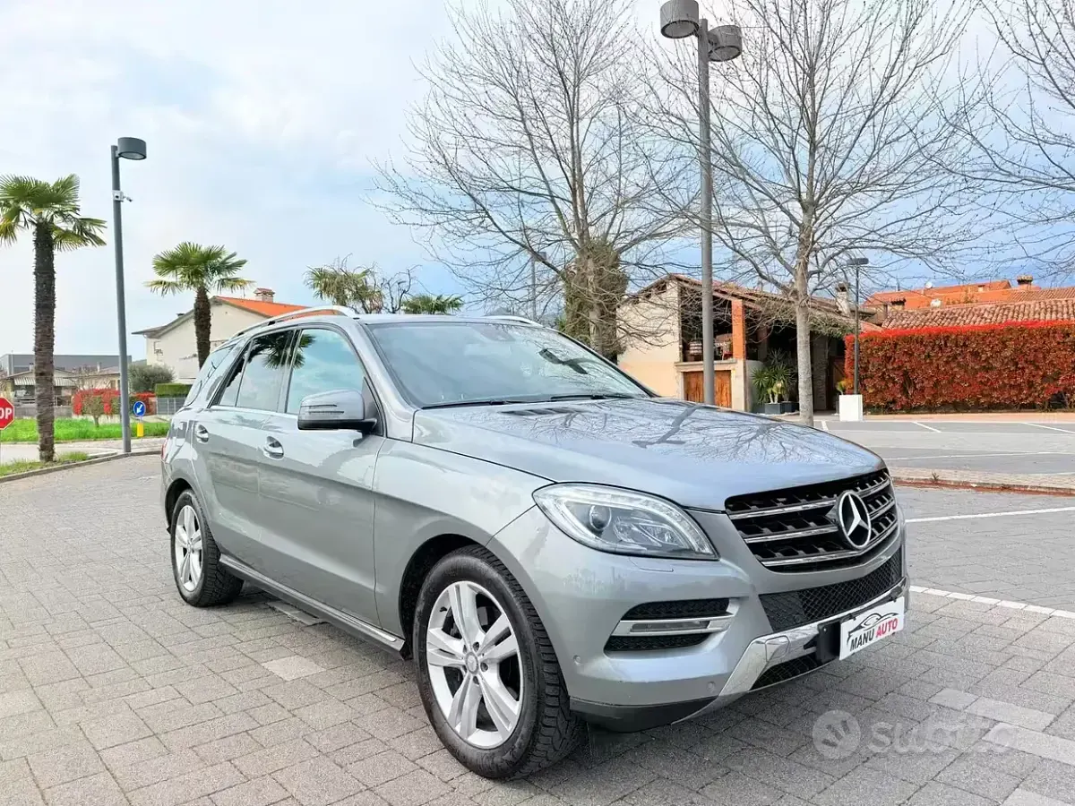 Usata Mercedes ML250 204 CV (150 kW) 2013 Grigio SUV