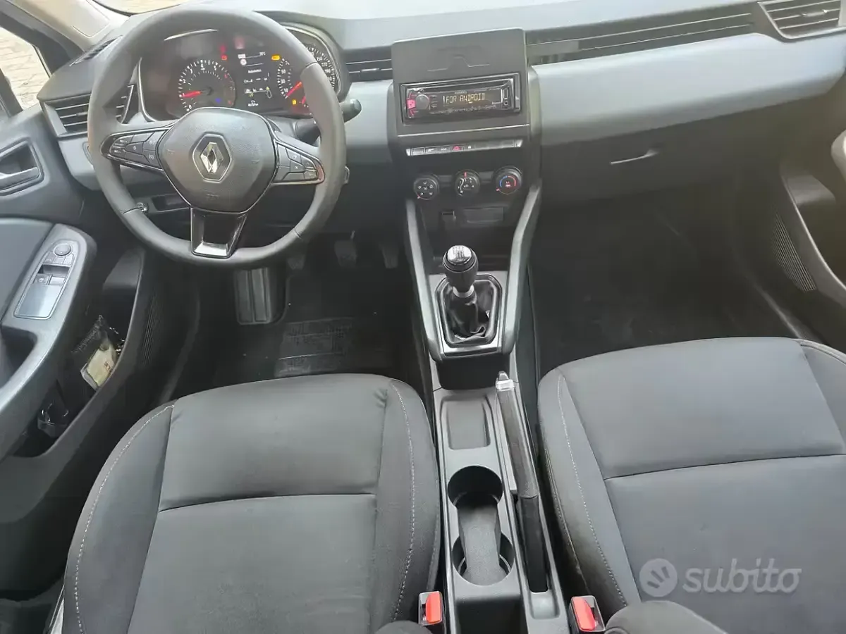 Usata Renault Clio V 101 CV (74 kW) 2021 Nero Berlina
