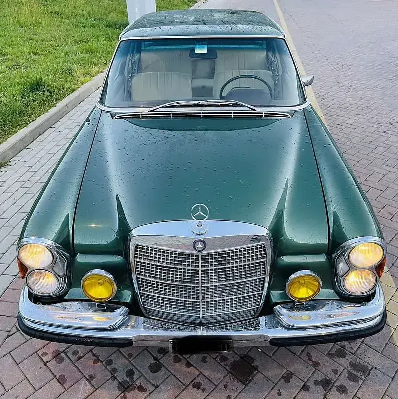 Usata Mercedes W108 200 CV (147 kW) 1972 Verde Berlina