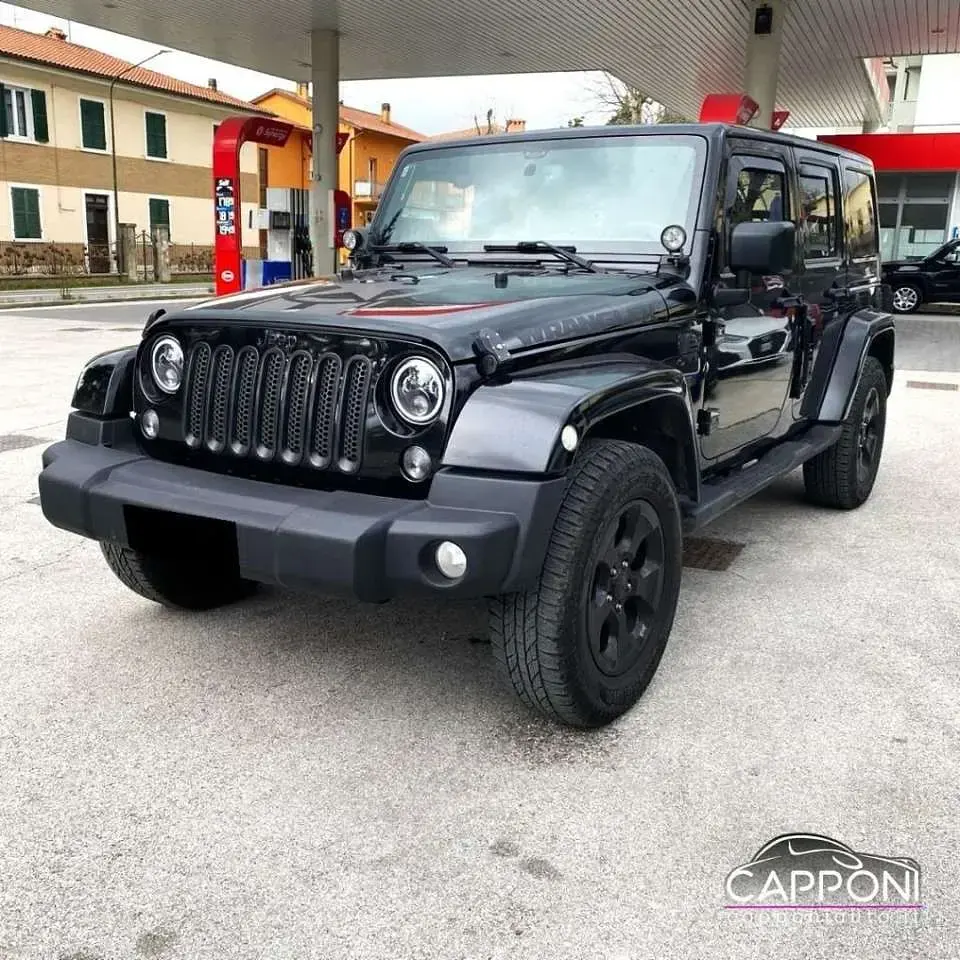Usata Jeep Wrangler Unlimited Sahara 200 CV (147 kW) 2014 Nero SUV