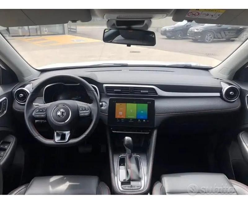 Usata MG ZS Luxury 111 CV (81 kW) 2022 SUV