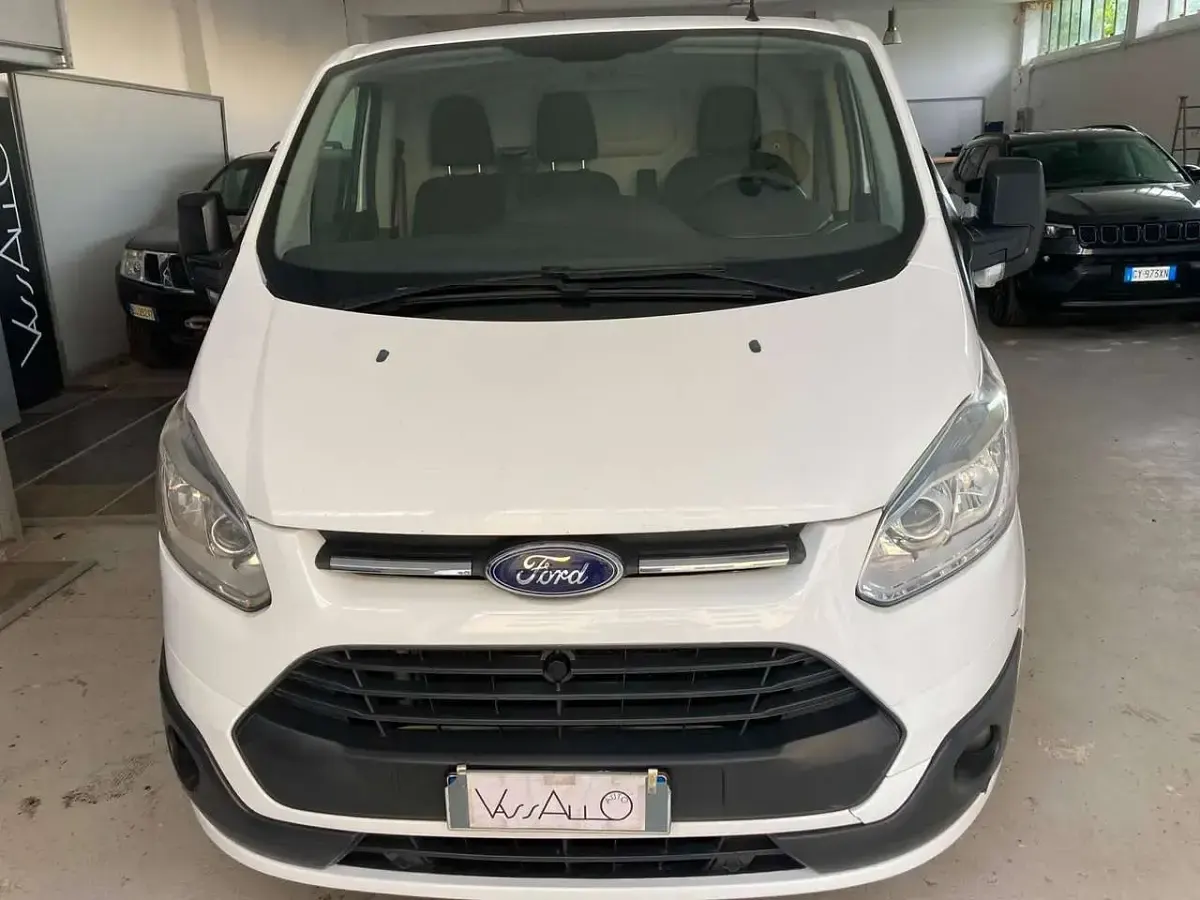 Usata Ford Transit Custom 155 CV (114 kW) 2015 Bianco Furgone