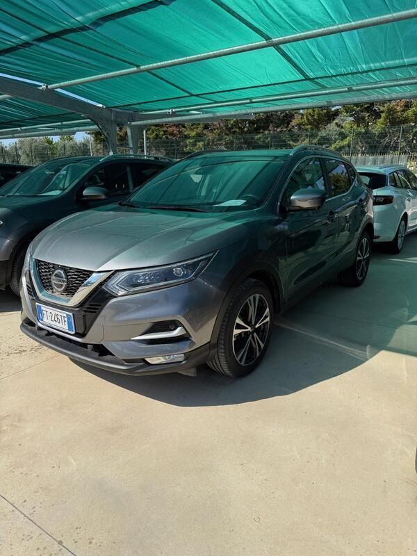 Usata Nissan Qashqai Tekna 115 CV (84 kW) 2018 Grigio SUV