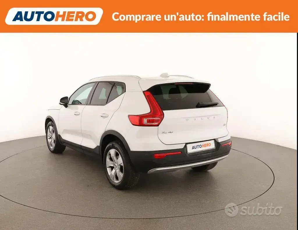 Usata Volvo XC40 Momentum 150 CV (110 kW) 2018 Bianco SUV