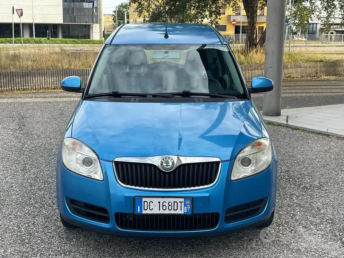 Usata Skoda Roomster 85 CV (62 kW) 2006 Bluazzurro Monovolume