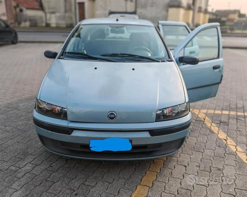 Usata Fiat Punto 2000 Blu Utilitaria