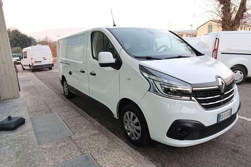 Usata Renault Trafic 120 CV (88 kW) 2020 Bianco Monovolume
