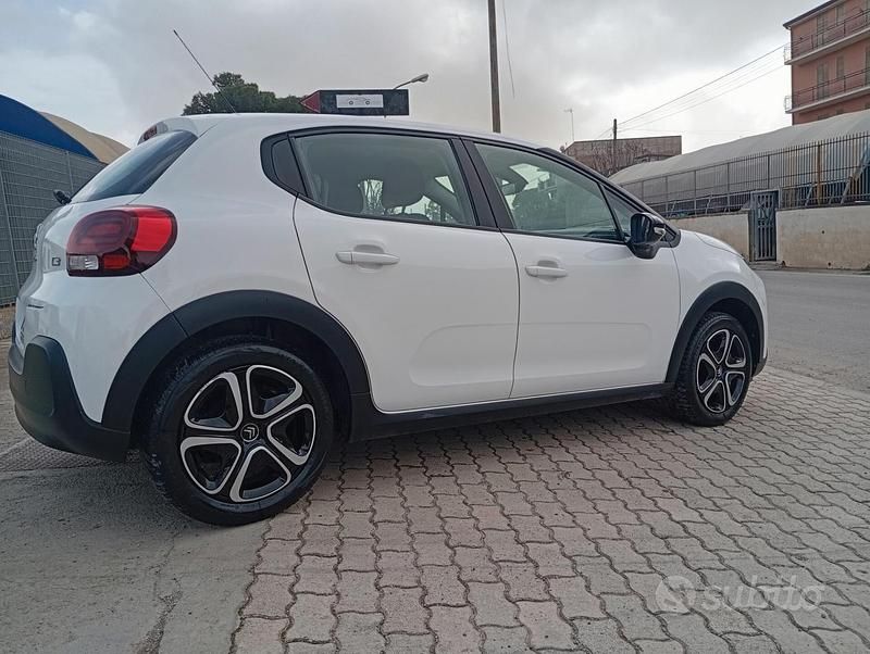 Usata Citroën C3 Feel 101 CV (74 kW) 2022 Bianco Furgone