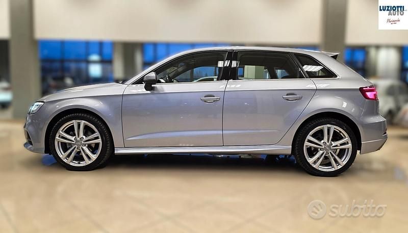 Usata Audi A3 Admired 116 CV (85 kW) 2019 Grigio Berlina