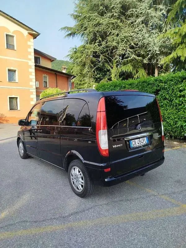 Begagnad Mercedes Viano 204 HK (150 kW) 2010 Minibuss