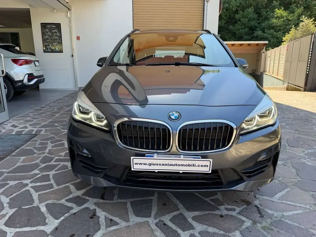Usata BMW 216 Gran Tourer Advantage 116 CV (85 kW) 2022 Grigio Monovolume