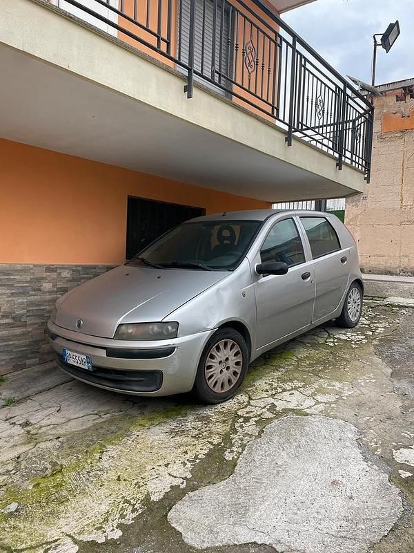 Usata Fiat Punto 2000 Grigio Utilitaria