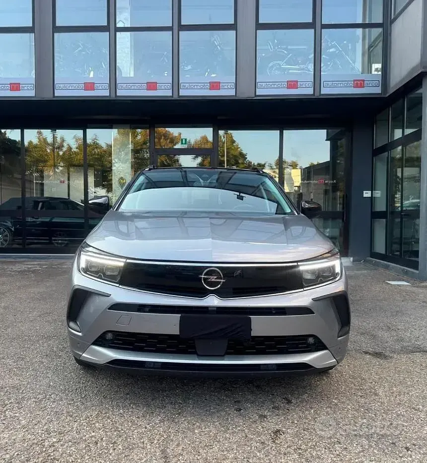 Usata Opel Grandland X Ultimate 131 CV (96 kW) 2022 Grigio SUV