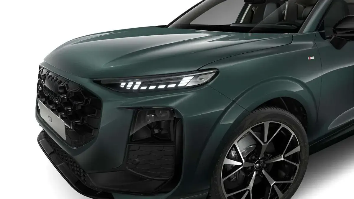 Nuova Audi Q3 S-Line 150 CV (110 kW) 2026 Verde SUV