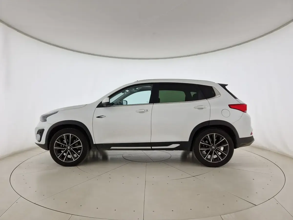 Usata DR F35 156 CV (114 kW) 2022 Bianco SUV