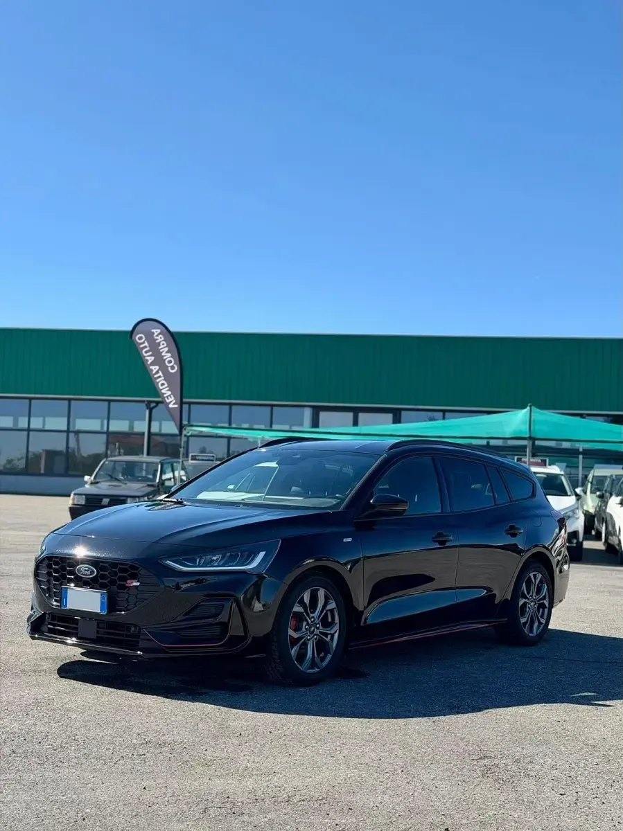 Usata Ford Focus ST-Line X 154 CV (113 kW) 2023 Nero Station wagon