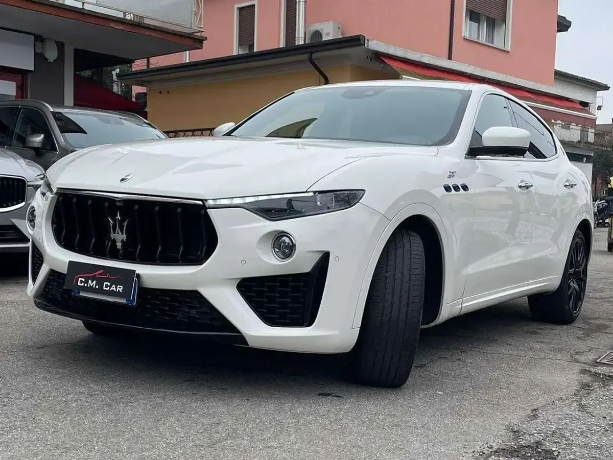 Usata Maserati Levante GT 330 CV (242 kW) 2021 Bianco SUV