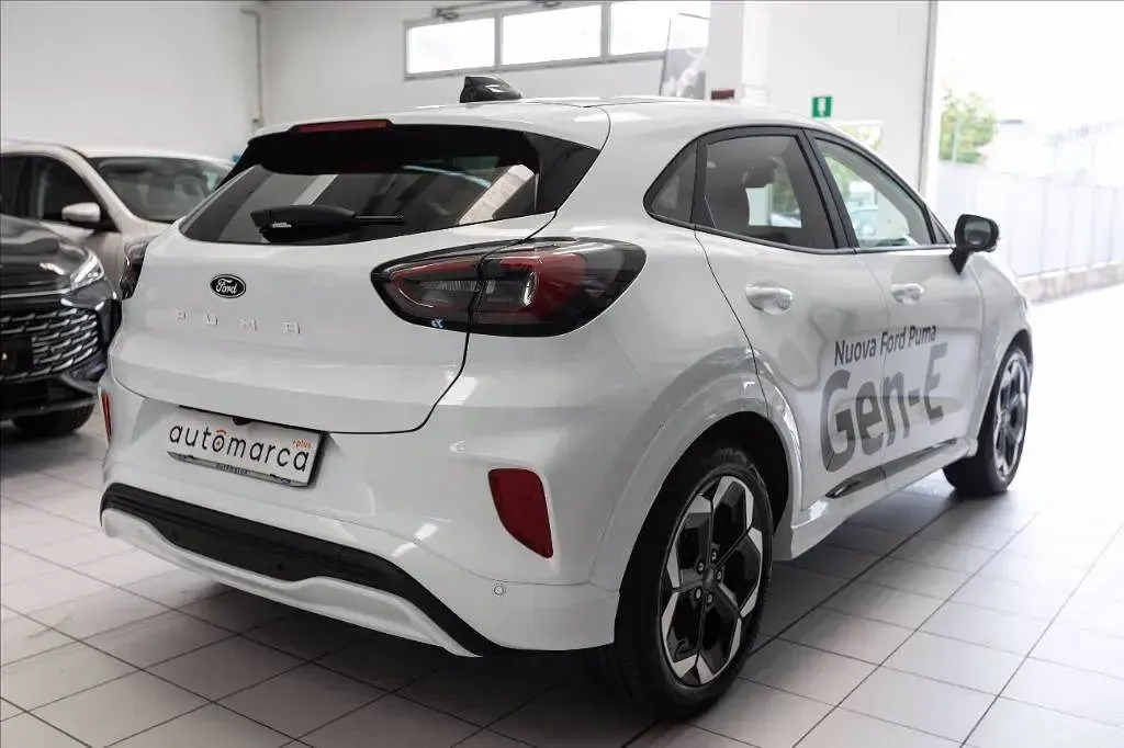 Usata Ford Puma Gen-E Premium 123 kW (168 CV) 2025 Bianco SUV