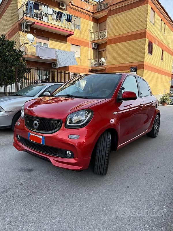 Usata Smart ForFour Brabus 109 CV (80 kW) 2018 Rosso Utilitaria