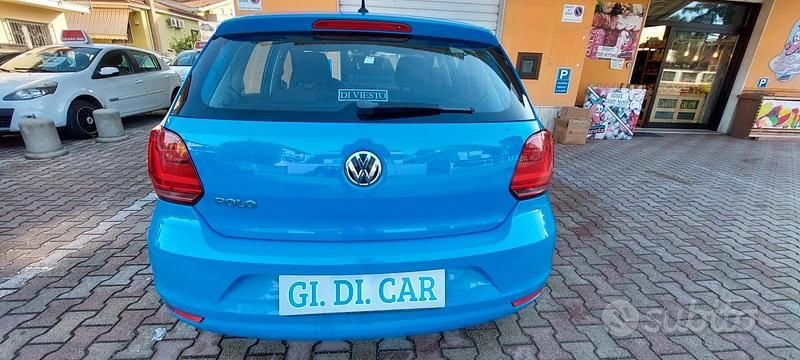 Usata VW Polo 75 CV (55 kW) 2014 Blu Berlina