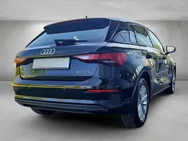 Usata Audi A3 110 CV (80 kW) 2022 Nero Berlina
