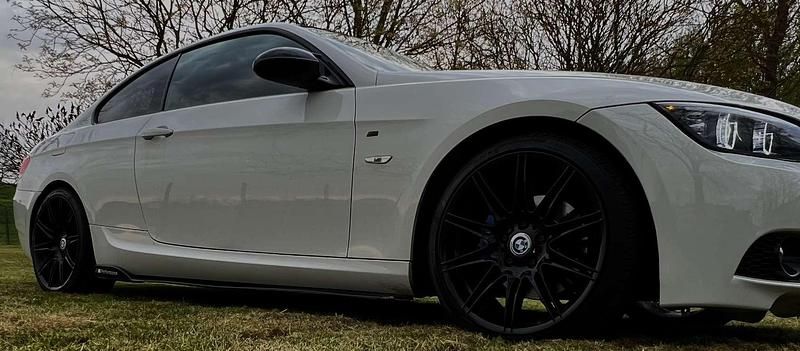 Begagnad BMW 320 M Sport 177 HK (130 kW) 2008 Sportkupé