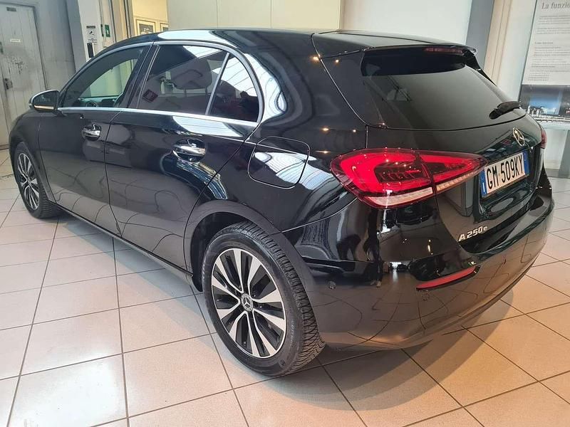 Usata Mercedes A250 Advanced 217 CV (159 kW) 2022 Nero Berlina
