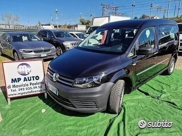 Usata VW Caddy 140 CV (102 kW) 2020 Nero Monovolume