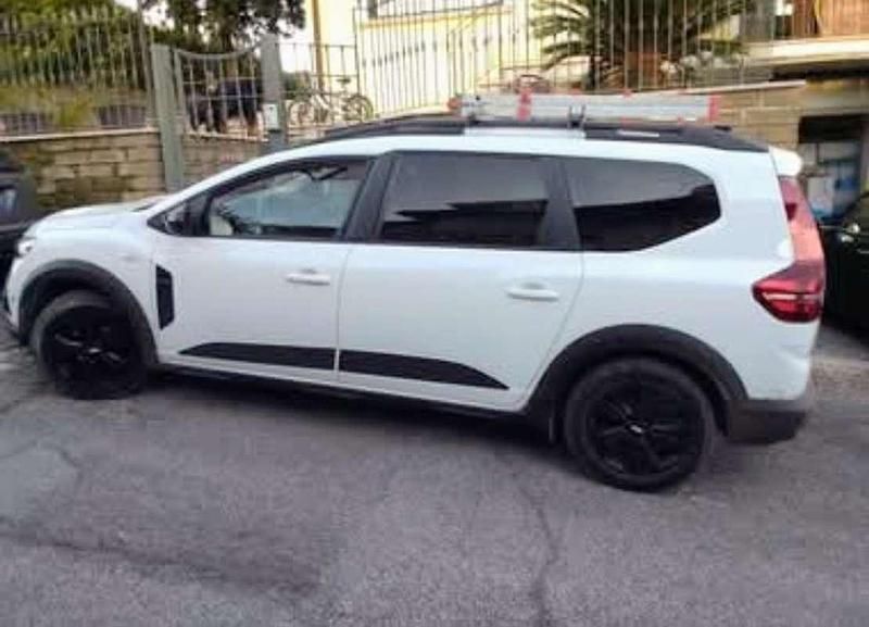 Usata Dacia Jogger Extreme 110 CV (80 kW) 2023 Bianco Monovolume